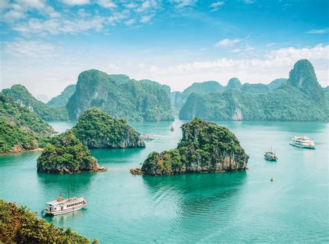 Top 10 Places You must Visit in Vietnam